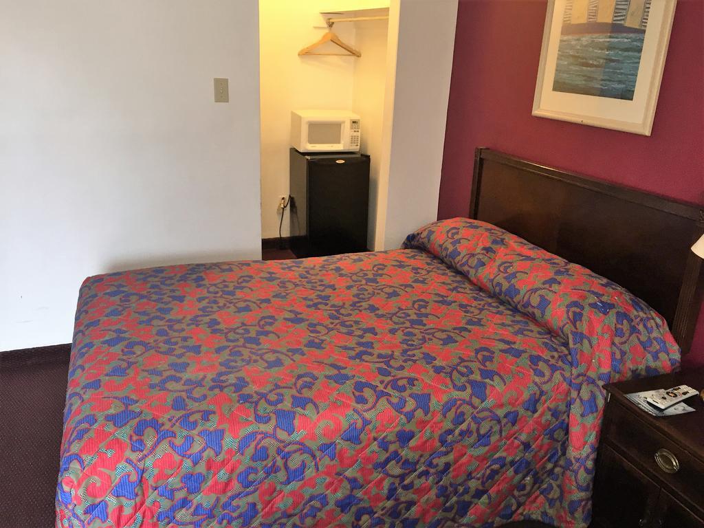 Budget Inn Wrightstown Екстер'єр фото